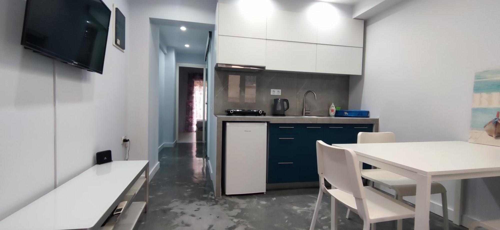 New Apartment With A Separate Entrance Near The Subway. Aten Exteriör bild