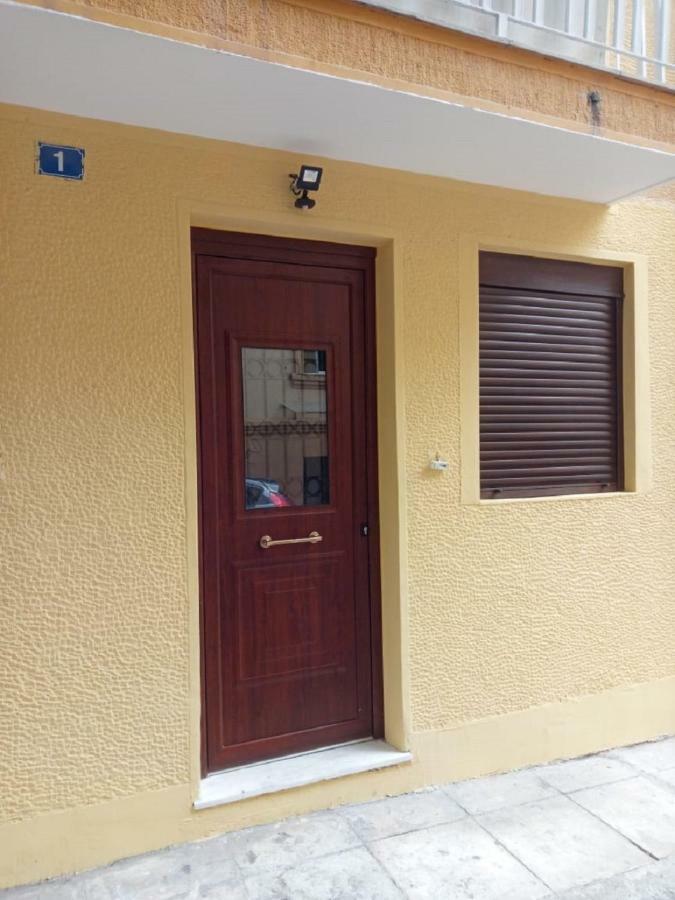 New Apartment With A Separate Entrance Near The Subway. Aten Exteriör bild