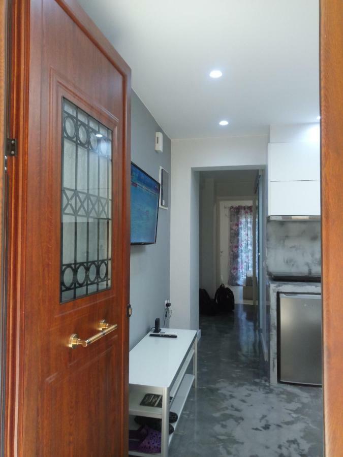 New Apartment With A Separate Entrance Near The Subway. Aten Exteriör bild