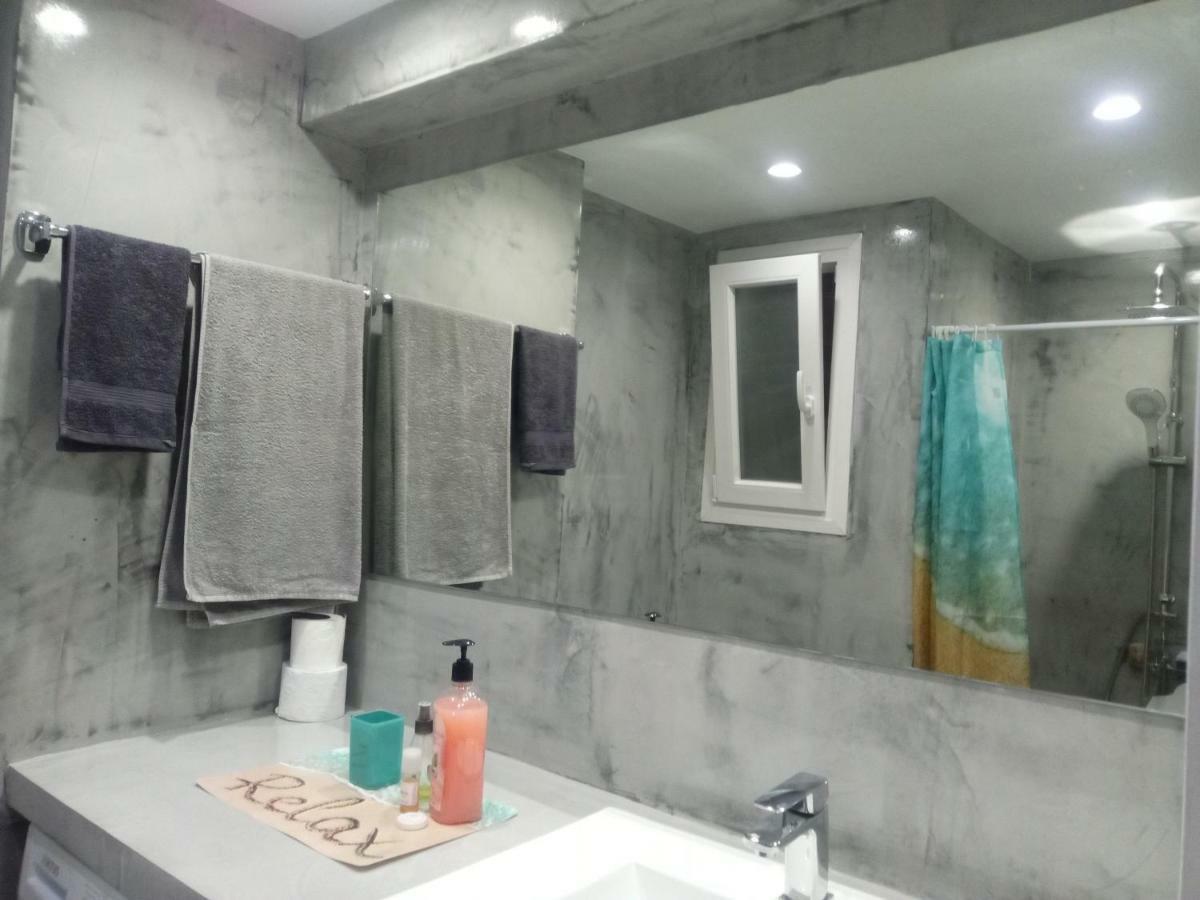 New Apartment With A Separate Entrance Near The Subway. Aten Exteriör bild